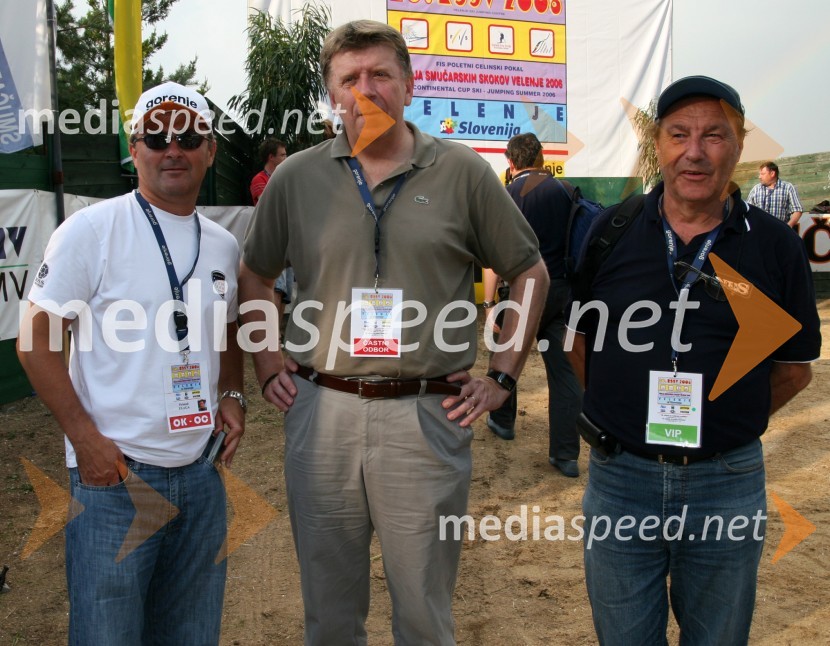 Primož Ulaga, vodja ekipe za smučarske skoke, Drago Bahun, član uprave Gorenja in Mitja Letnar, tehnični sodelavec nordijskih disciplinSmučarski skoki, tekma za Rudarsko svetilko