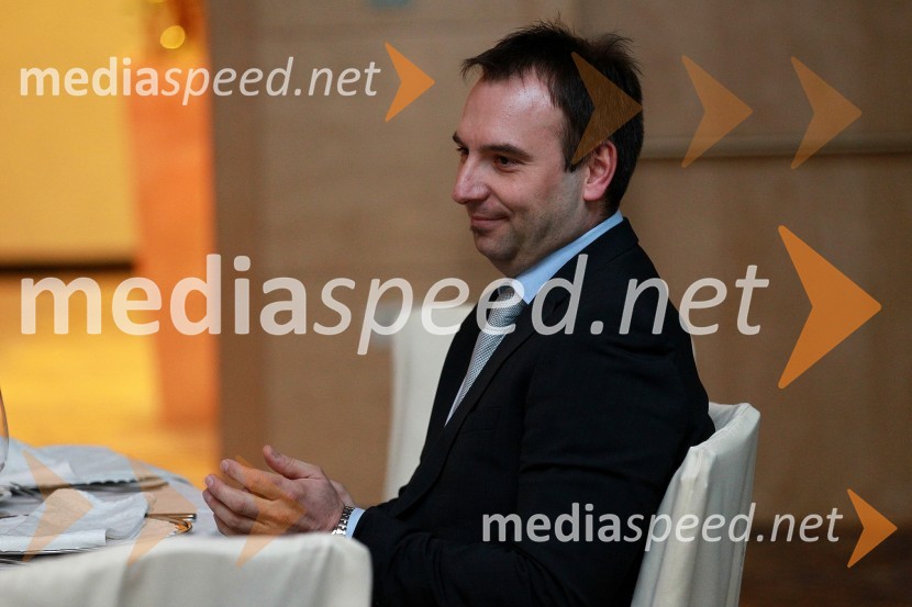 Andraž Hernavs, direktor poprodaje Peugeot Slovenija d.o.o.Peugeot Slovenija, prednovoletni sprejem za novinarje