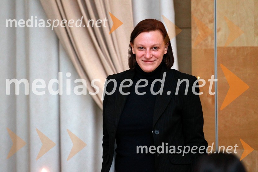Magda Pertovt, direktorica razvoja mreže Peugeot Slovenija d.o.o.
Peugeot Slovenija, prednovoletni sprejem za novinarje
