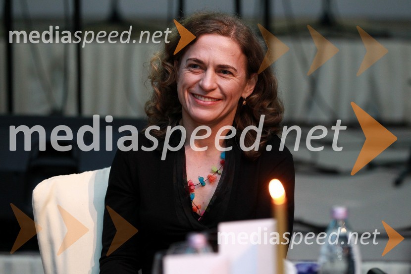 Alenka Nedelko, odnosi z javnostmi Peugeot Slovenija d.o.o.Peugeot Slovenija, prednovoletni sprejem za novinarje