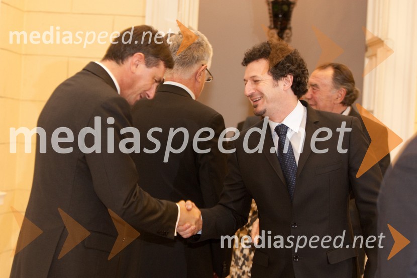 Borut Pahor, predsednik vlade Republike Slovenije in Patrick Vlačič, minister za prometSprejem treh predsednikov za novinarje in urednike