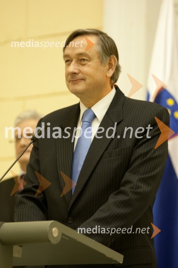 Dr. Danilo Türk, predsednik Republike SlovenijeSprejem treh predsednikov za novinarje in urednike