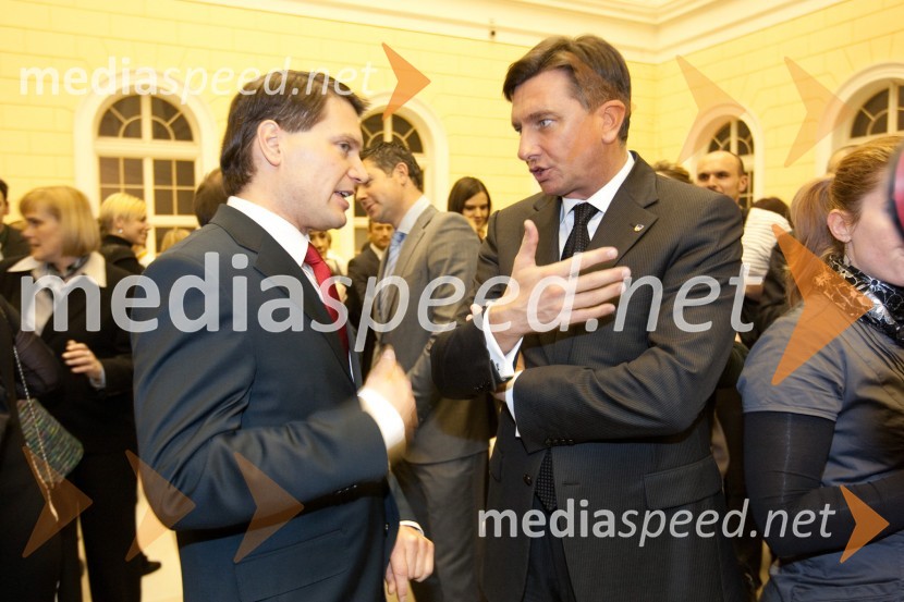 Jurij Giacomelli, predsednik uprave Dela in Borut Pahor, predsednik vlade Republike SlovenijeSprejem treh predsednikov za novinarje in urednike
