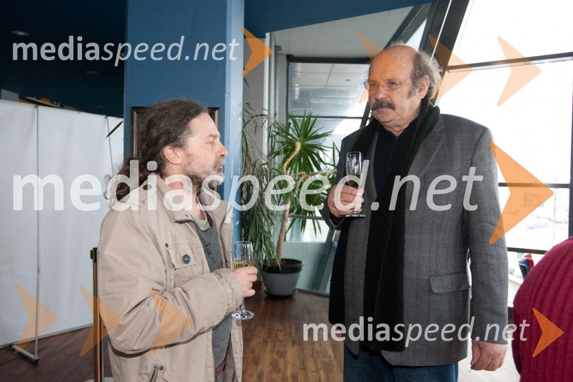 Miha Hočevar, režiser in Igor Koršič, predsednik DSFUPodelitev Velike Zlate role ustvarjalcem filma Gremo mi po svoje