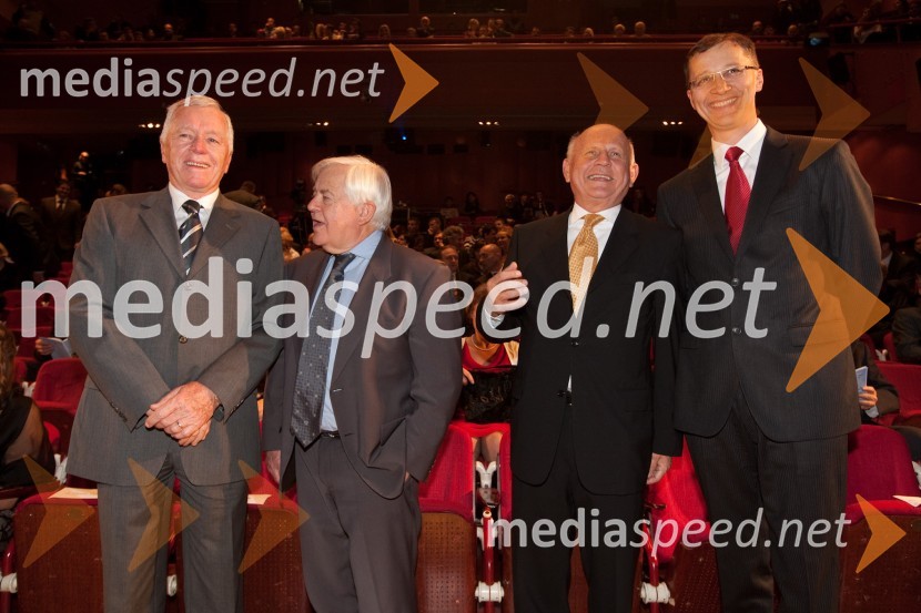 Tone Vogrinec, legenda slovenskega alpskega smučanja in nekdanji dolgoletni direktor alpskih smučarskih reprezentanc, Milan Kučan nekdanji predsednik republike Slovenije, Janez Kocijančič, predsednik olimpijskega komiteja in Igor Lukšič, minister za šolstvo in športŠportnika leta 2010 sta Tina Maze in Dejan Zavec