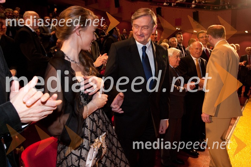 Tina Maze, smučarka in športnica leta 2010 ter dr. Danilo Türk, predsednik Republike SlovenijeŠportnika leta 2010 sta Tina Maze in Dejan Zavec