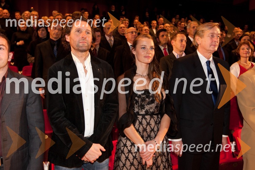 Andrea Massi, trener in vodja ekipe, Tina Maze, smučarka in športnica leta 2010 ter dr. Danilo Türk, predsednik Republike SlovenijeŠportnika leta 2010 sta Tina Maze in Dejan Zavec