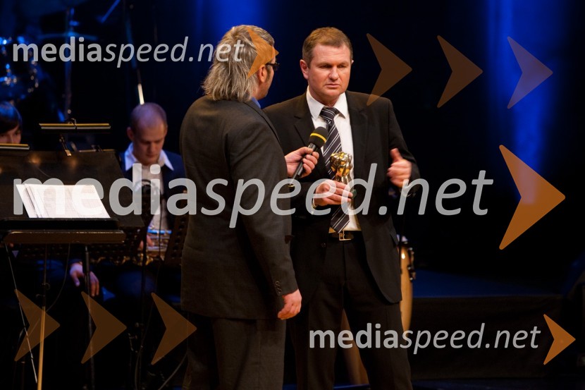 Boštjan Janežič, novinar in Matjaž Kek, selektor slovenske nogometne reprezentance
Športnika leta 2010 sta Tina Maze in Dejan Zavec