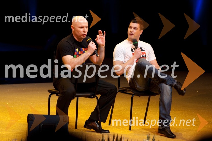 Mladen Pahovič in Klemen Bučan, komika
Športnika leta 2010 sta Tina Maze in Dejan Zavec