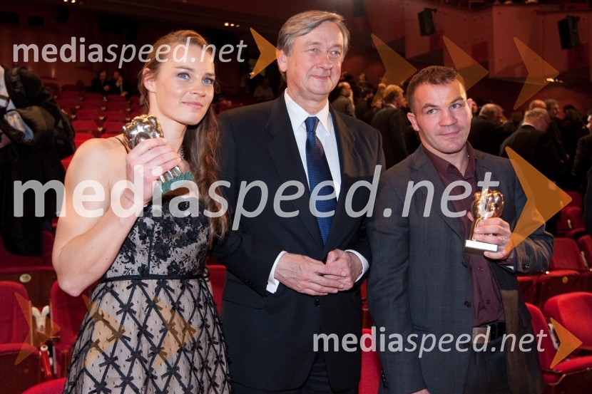 Tina Maze, smučarka in športnica leta 2010, dr. Danilo Türk, predsednik Republike Slovenije ter Dejan Zavec, boksar in športnik leta 2010Športnika leta 2010 sta Tina Maze in Dejan Zavec