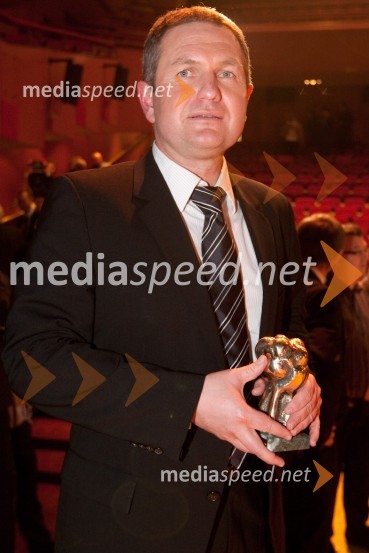 Matjaž Kek, selektor slovenske nogometne reprezentanceŠportnika leta 2010 sta Tina Maze in Dejan Zavec