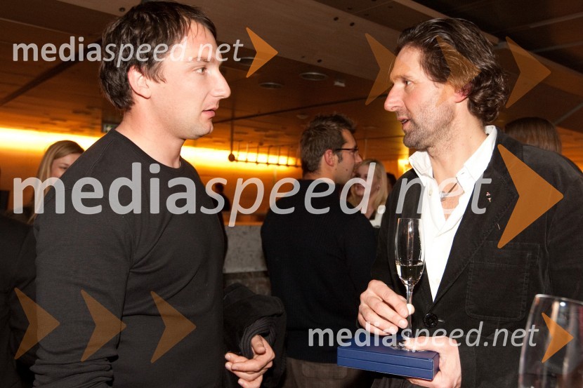 Primož Kozmus, metalec kladiva in Andrea Massi, trener in vodja ekipe Tine Maze
	Športnika leta 2010 sta Tina Maze in Dejan Zavec