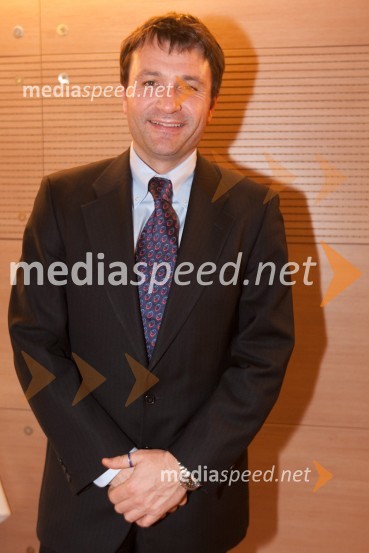 David Stonič, predsednik curling zveze SlovenijeŠportnika leta 2010 sta Tina Maze in Dejan Zavec