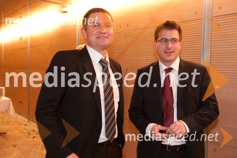 Matjaž Kek, selektor slovenske nogometne reprezentance in Aleš Zavrl, generalni sekretar NZSŠportnika leta 2010 sta Tina Maze in Dejan Zavec