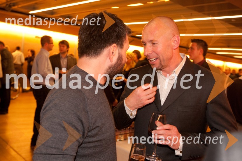 Aleš Smrekar, urednik športnega programa na Radiu Slovenija in Miran Stanovnik, motoristŠportnika leta 2010 sta Tina Maze in Dejan Zavec