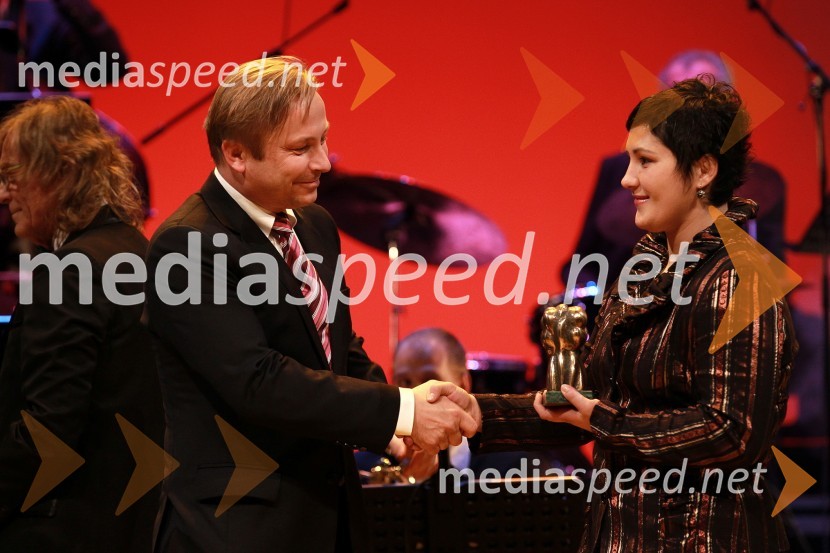 Peter Kukovica, predsednik Atletske zveze Slovenije in Lucija Polavder, slovenska judoistkaŠportnika leta 2010 sta Tina Maze in Dejan Zavec