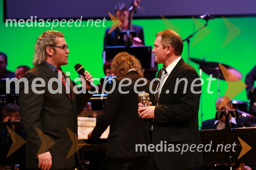 Boštjan Janežič, novinar in Matjaž Kek, selektor slovenske nogometne reprezentanceŠportnika leta 2010 sta Tina Maze in Dejan Zavec