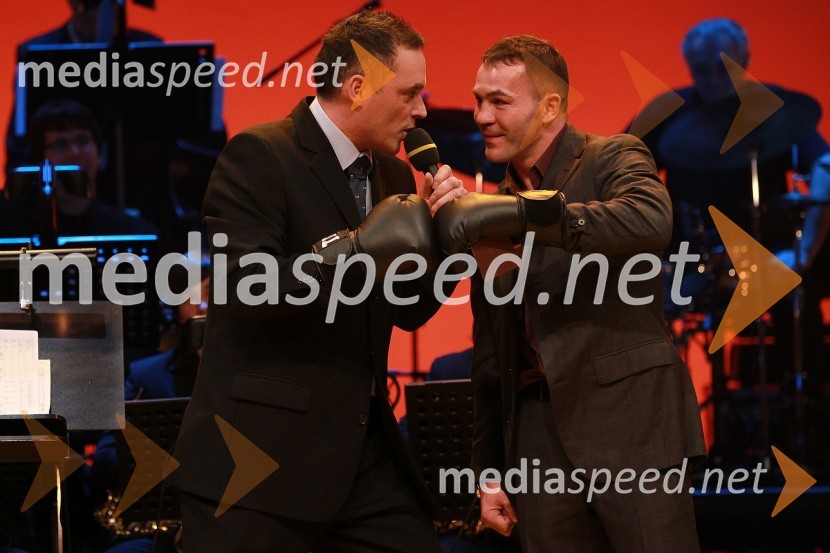 Gašper Bolhar, novinar in Dejan Zavec, boksar in športnik leta 2010Športnika leta 2010 sta Tina Maze in Dejan Zavec