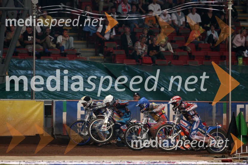 Matej Žagar (Slovenija), Greg Hancock (ZDA), Jason Crump (Avstralija) in Piotr Protasiewicz (Poljska) na startu 13.vožnje na VN DanskeSPEEDWAY GRAND PRIX, VN Danske 2006, dirka