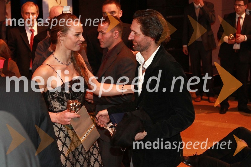 Tina Maze, smučarka in športnica leta 2010 ter Andrea Massi, njen trener in vodja ekipeŠportnika leta 2010 sta Tina Maze in Dejan Zavec