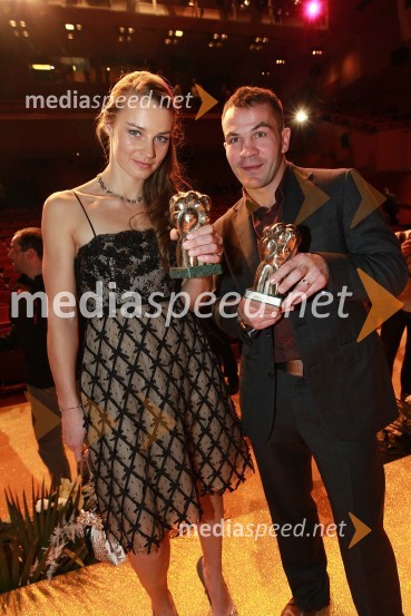 Tina Maze, smučarka in športnica leta 2010 ter Dejan Zavec, boksar in športnik leta 2010Športnika leta 2010 sta Tina Maze in Dejan Zavec