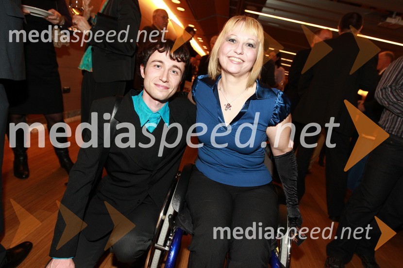 Miha Lužar in Mateja Pintar, igralka namiznega tenisaŠportnika leta 2010 sta Tina Maze in Dejan Zavec