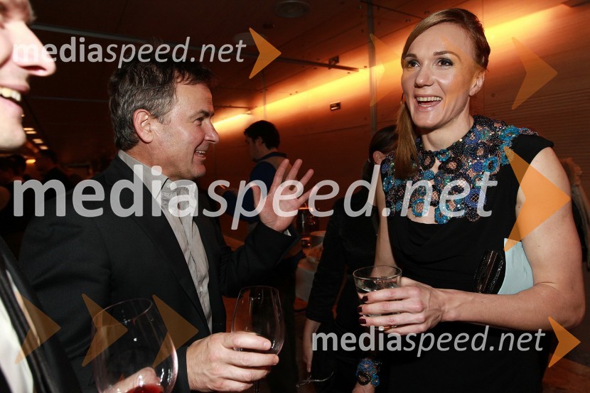 Primož Ulaga, poslovni direktor nordijskih disciplin in Petra Majdič, smučarska tekačicaŠportnika leta 2010 sta Tina Maze in Dejan Zavec