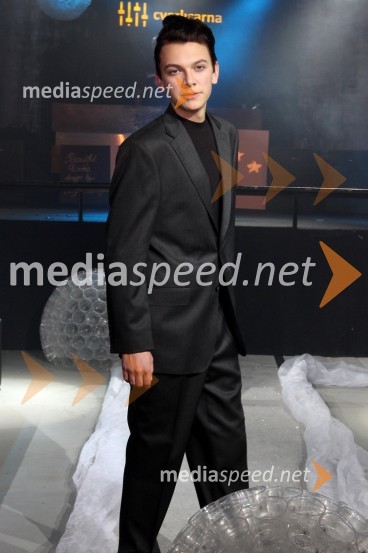 Matej Hribernik, maneken

Modna revija Urške Čepin