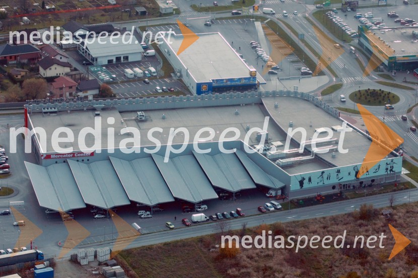 Mercator center na Pobrežju in trgovina LidlSlovenija iz zraka