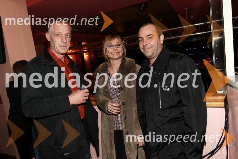 Peter Črešnar, Katja Šajnovič, direktorica za prodajo in marketing podjetja Amis d.o.o. in Rado Lovrenčec, direktor marketinga na Radiu CityTradicionalni božični koncert Prljavo kazalište