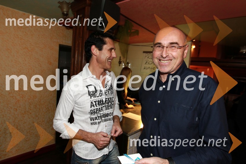 Stojan Auer in Andrej Hajdinjak, direktor Porsche MariborTradicionalni božični koncert Prljavo kazalište