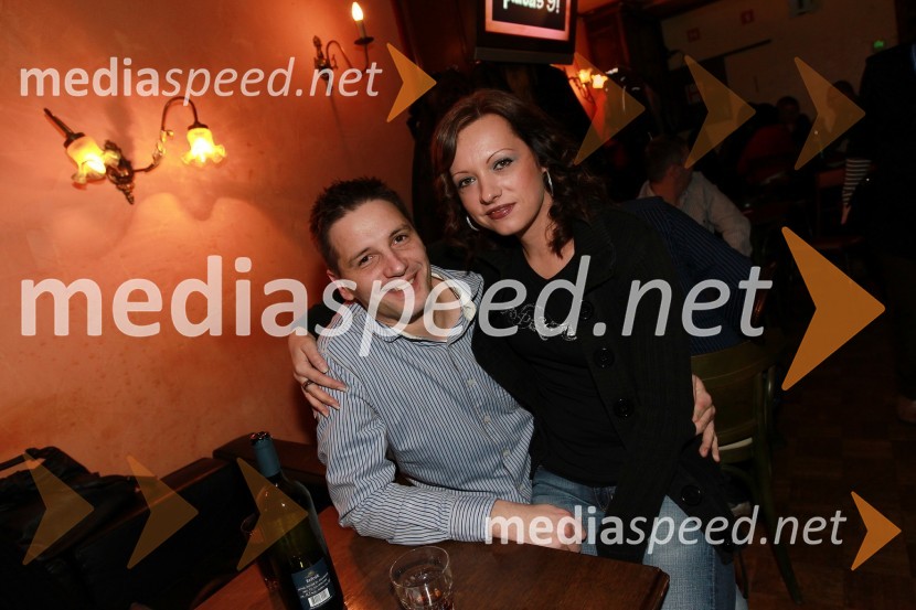 Stipe Jerič, direktor produkcije in strateškega razvoja RTS in življenjska sopotnica PolonaTradicionalni božični koncert Prljavo kazalište