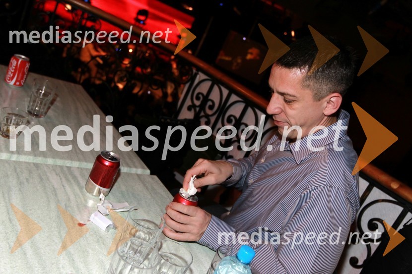 Drago Žura, direktor ŠOUM (Študentska organizacija Univerze v Mariboru)Tradicionalni božični koncert Prljavo kazalište