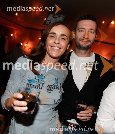 Igor Šujica, direktor KBM Fineko d.o.o. in soproga MetkaTradicionalni božični koncert Prljavo kazalište