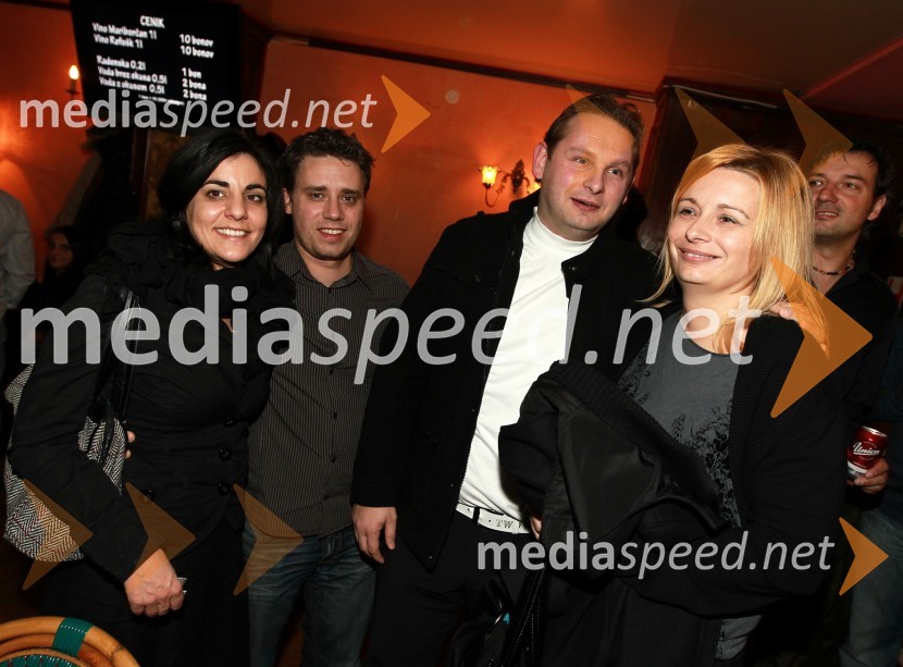 Andreja Kutin Lednik, novinarka, Gregor Lednik, Hopa, Mitja Korošec, Hopa in Mojca Korošec, HopaTradicionalni božični koncert Prljavo kazalište