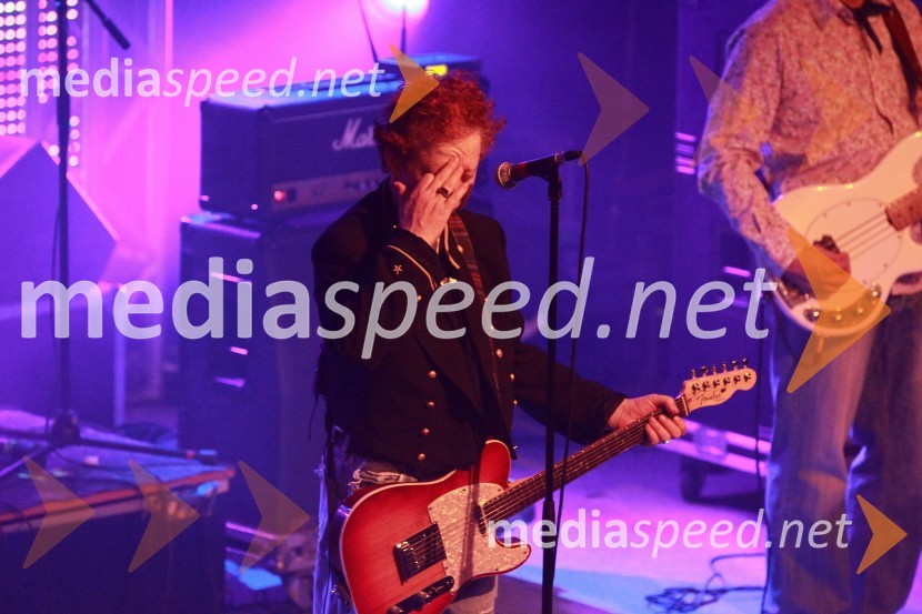 Jasenko Houra, član skupine Prljavo kazališteTradicionalni božični koncert Prljavo kazalište