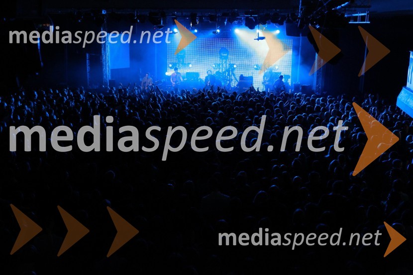 ObčinstvoTradicionalni božični koncert Prljavo kazalište