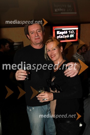 Vladimir Rukavina Gogo, direktor Narodnega doma Maribor in žena VitaTradicionalni božični koncert Prljavo kazalište