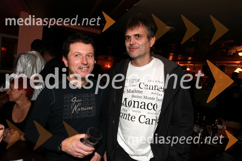 Uroš Mencinger, novinar in 	Marko Planinšec, član uprave Zavarovalnice MariborTradicionalni božični koncert Prljavo kazalište