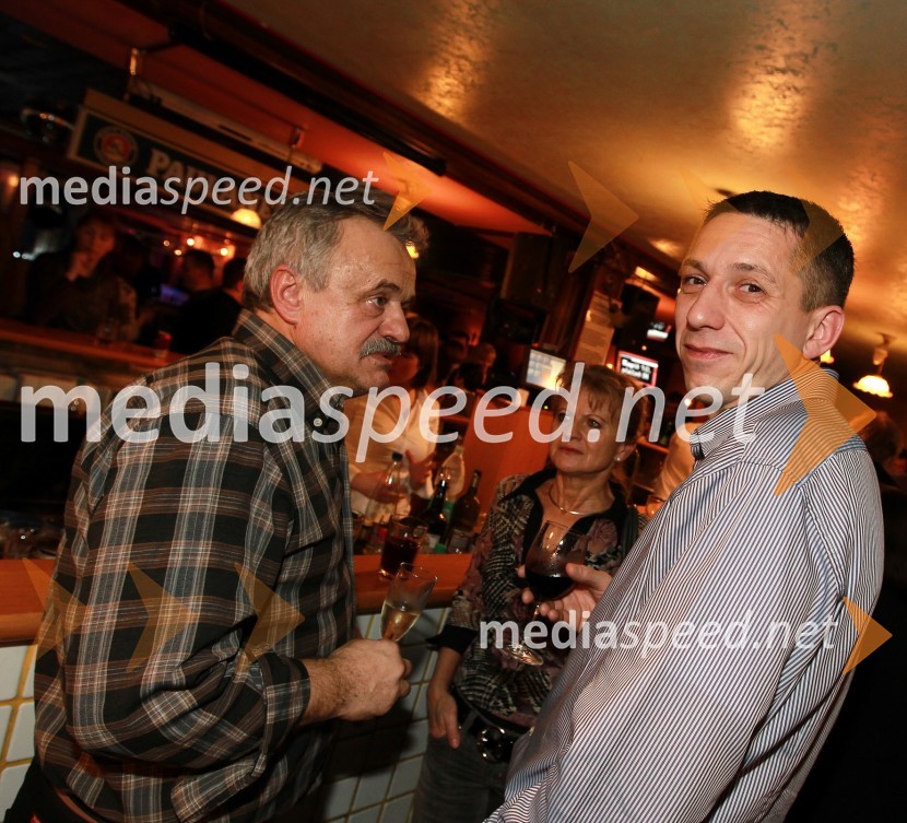 Marjan Krajnc, direktor Študentskega servisa Maribor in Drago Žura, direktor ŠOUM (Študentska organizacija Univerze v Mariboru)Tradicionalni božični koncert Prljavo kazalište