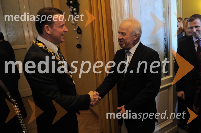 Bojan Šrot, župan Mestne občine Celje in Dušan Drofenik, predsednik uprave Banke CeljeNovoletni sprejem župana Mestne občine Celje Bojana Šrota