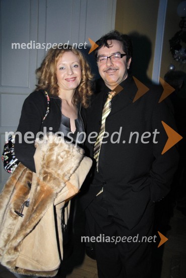 Mag. Tina Kosi, upravnica SLG Celje in Renato Jenček, igralec SLG CeljeNovoletni sprejem župana Mestne občine Celje Bojana Šrota