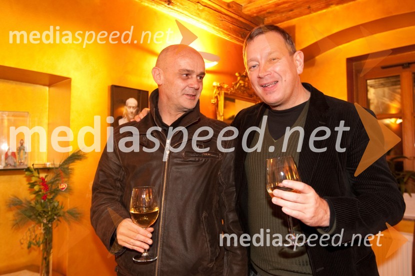 Damir Domitrović Kos, direktor festivala Ex Ponto in Robert Waltl, direktor Mini teatraZofa, premiera v Mini teatru