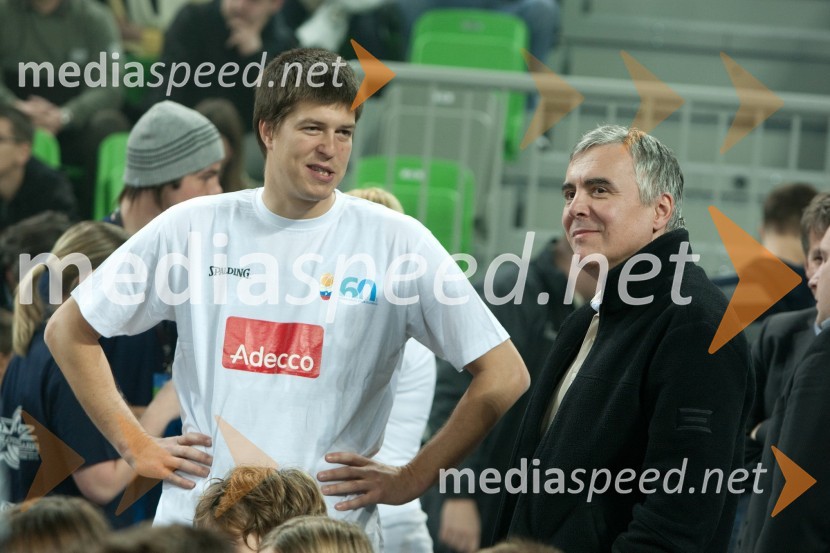 Goran Vojnović, pisatelj in Zoran Predin, glasbenikDan slovenske košarke 2011