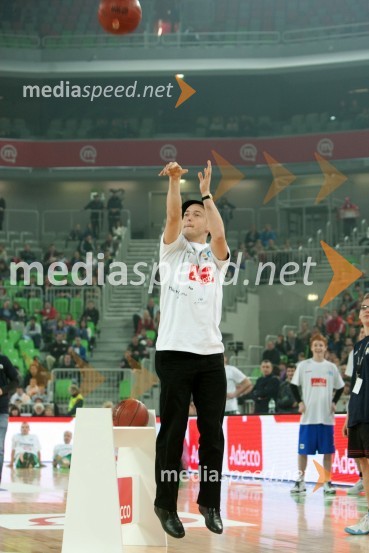 	Zlatan Čordić - Zlatko, raperDan slovenske košarke 2011