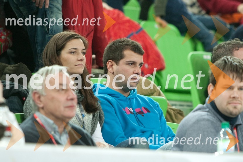 Nada Pavšin, športna novinarka in fant Gregor Trebušak, urednik oddaje SvetDan slovenske košarke 2011