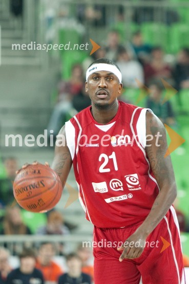 Kevinn Pinkney, košarkaš Košarkarskega kluba Union OlimpijaDan slovenske košarke 2011