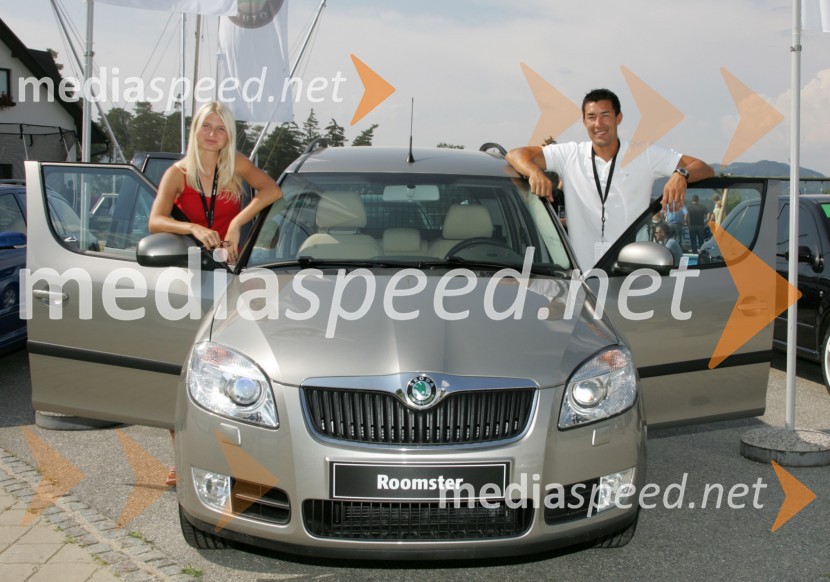 Ana Bešter in Taiji Tokuhisha, voditelja oddaje Avantura4. Rally Škoda Maribor 2006