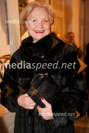 Jerca Mrzel, igralkaSlovenka leta 2010 je Petra Majdič - druženje pred dvorano SNG Drama Ljubljana