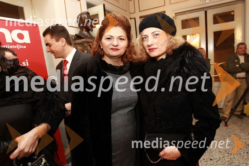 Milena Eber, Krznarstvo Eber in Hermina Kovačič, novinarkaSlovenka leta 2010 je Petra Majdič - druženje pred dvorano SNG Drama Ljubljana